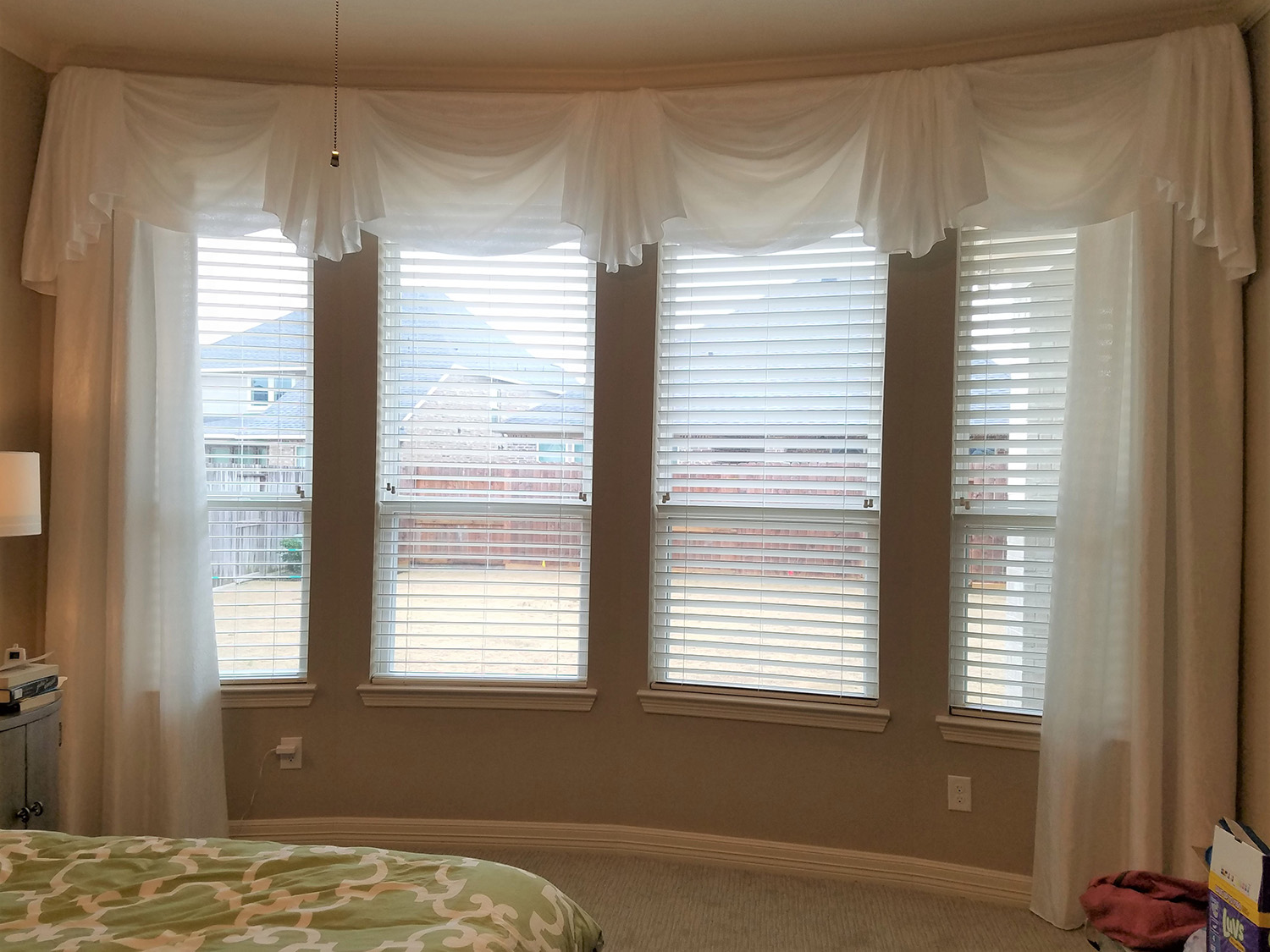 Board mounted Empire style sheer valance_1500x1125
