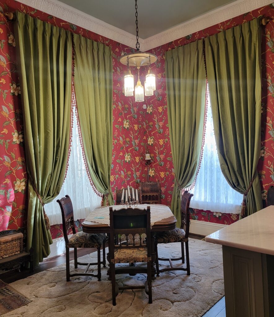 PP BM tied back-breakfast nook